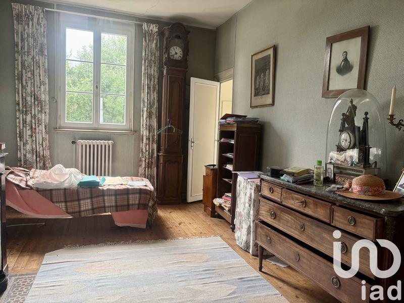 Maison - 263 m² - 10 pièces