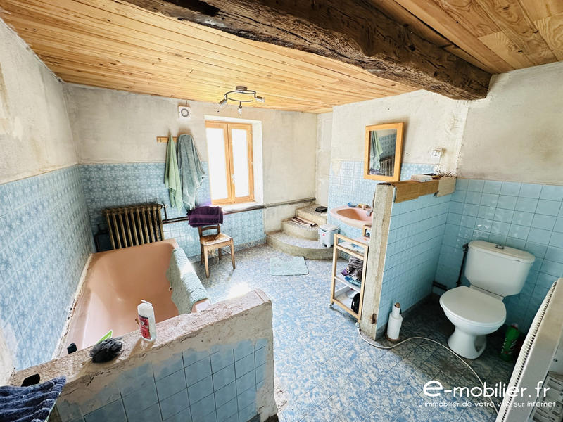 Maison - 94 m² - 5 pièces