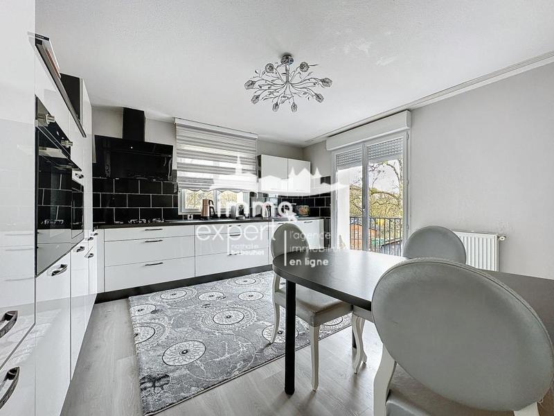 Villa - 184 m² - 6 pièces