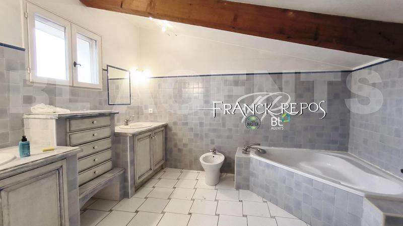 Maison de maîtres - 209 m² - 7 pièces