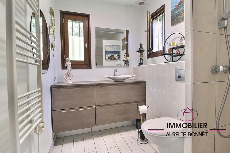 Maison contemporaine - 159 m² - 7 pièces