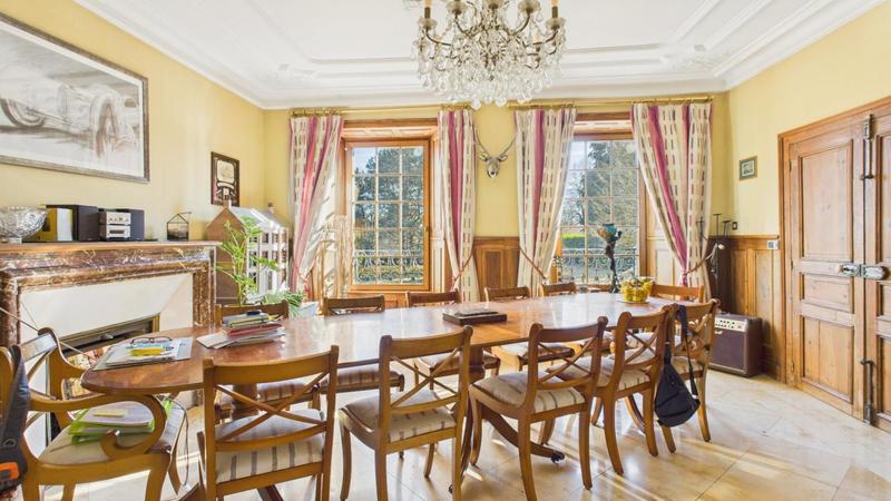 Manoir - 423 m² - 14 pièces