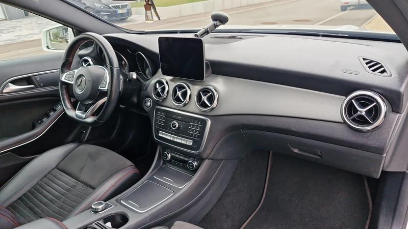 Mercedes Classe Gla 180 122 7-G Dct Fascination - Automatique
