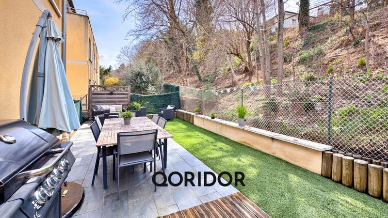 Duplex - 92 m² - 5 pièces