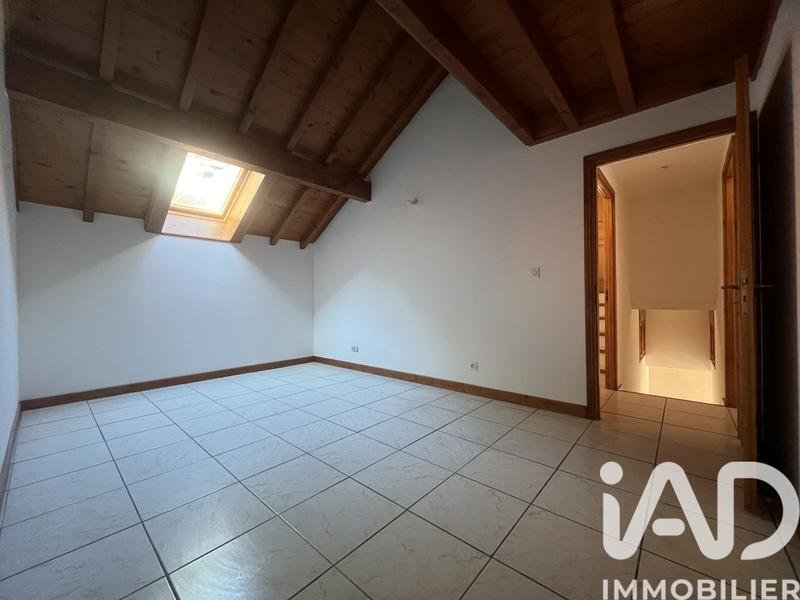 Maison - 121 m² - 5 pièces