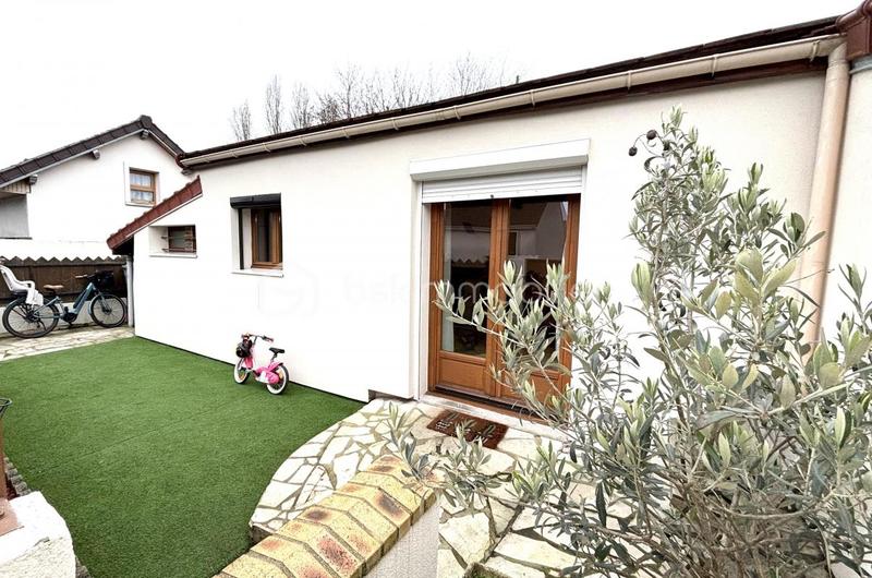 Maison - 60 m² - 4 pièces