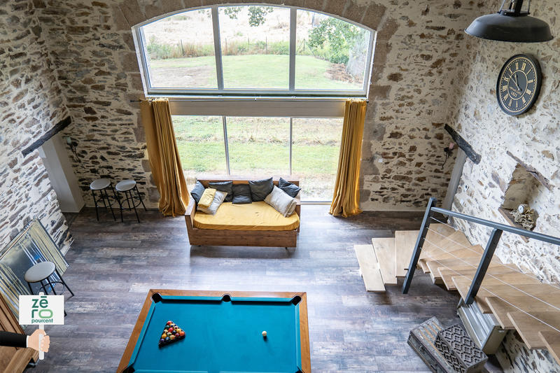 Maison - 281 m² - 8 pièces