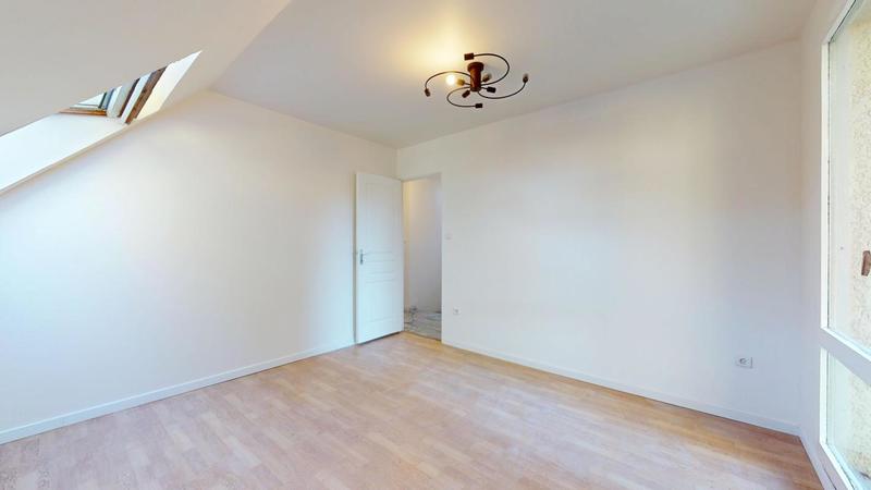 Pavillon - 120 m² - 6 pièces