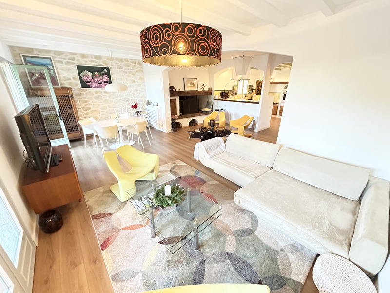 Villa - 175 m² - 6 pièces