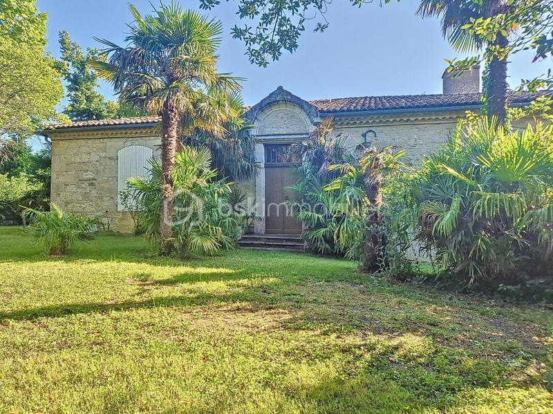 Maison en pierre - 280 m² - 10 pièces