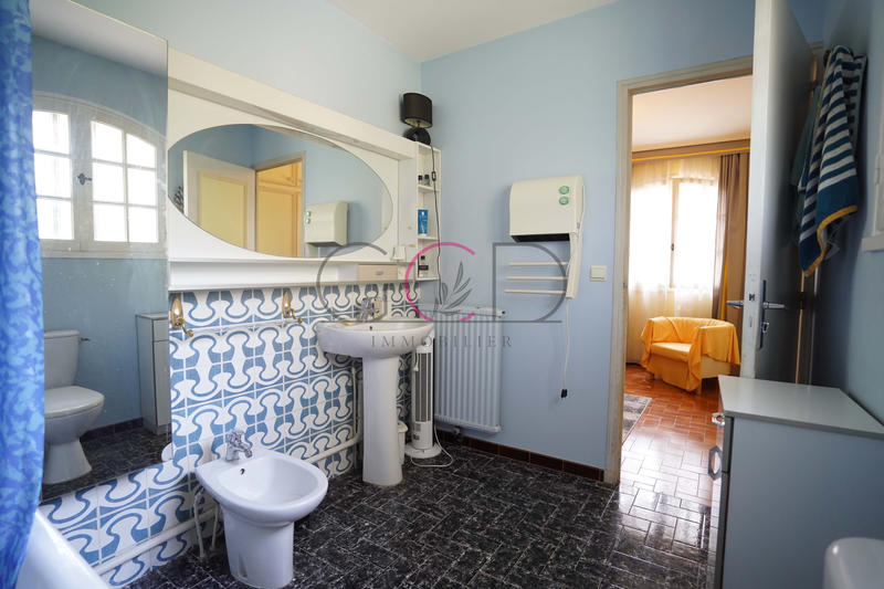 Maison - 175 m² - 7 pièces