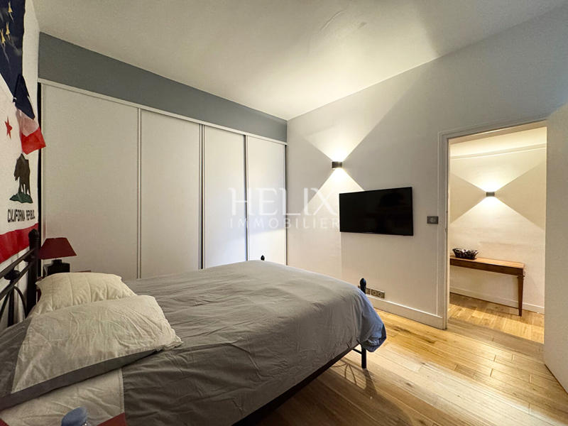 Appartement - 98 m² - 5 pièces