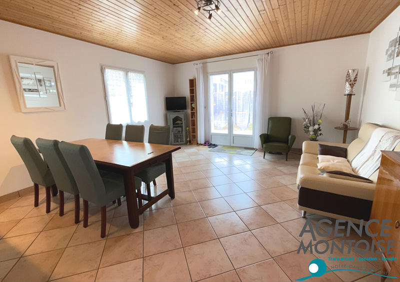 Maison - 95 m² - 4 pièces