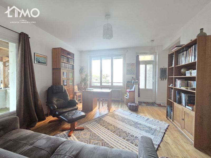 Maison - 84 m² - 5 pièces