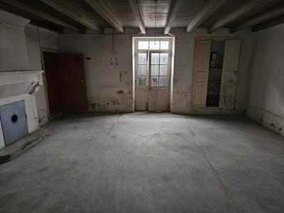 Maison - 180 m² - 4 pièces