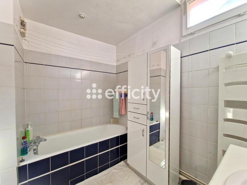 Appartement - 90 m² - 4 pièces