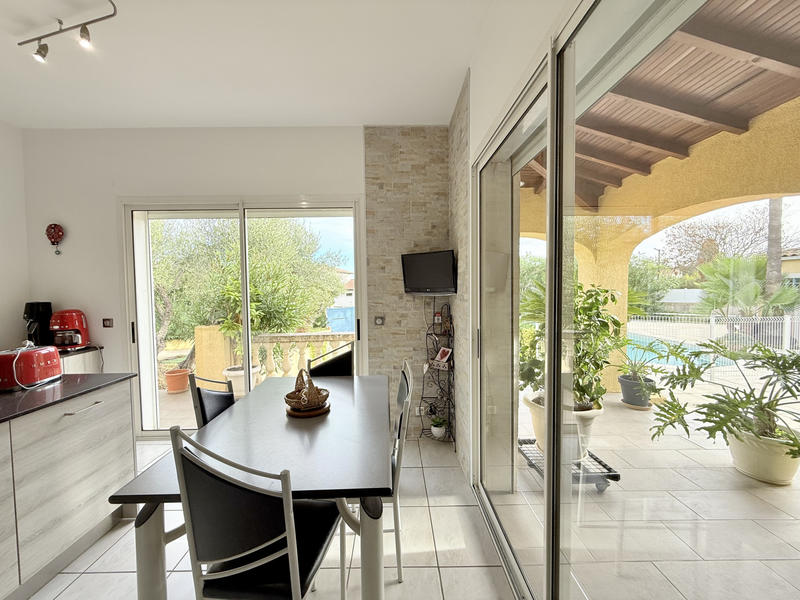 Maison - 189 m² - 6 pièces