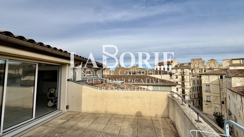 Duplex - 124 m² - 5 pièces