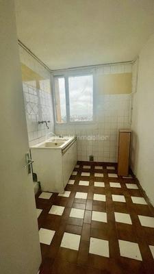 Appartement - 60 m² - 4 pièces