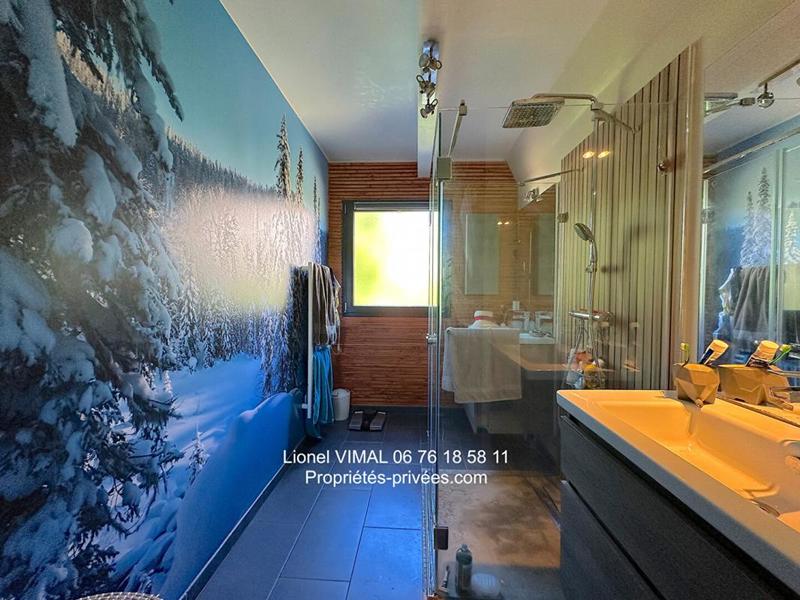 Maison - 310 m² - 6 pièces