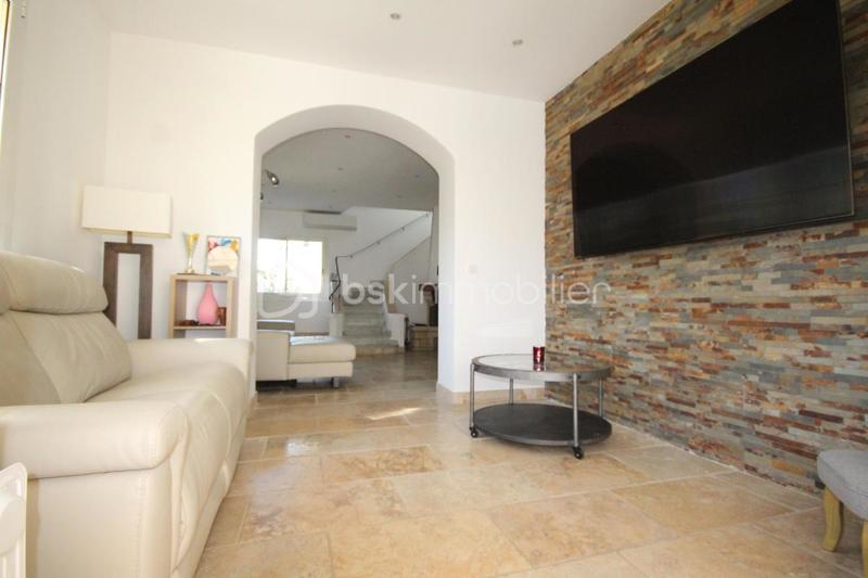 Villa - 149 m² - 8 pièces