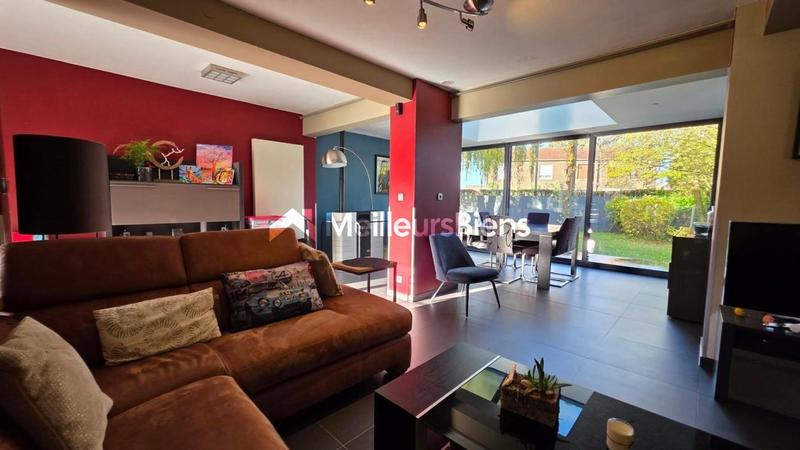 Maison - 163 m² - 7 pièces