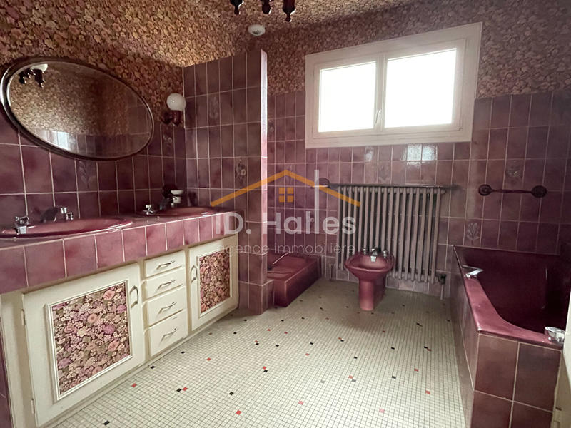 Maison - 104 m² - 4 pièces