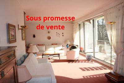 Appartement - 138 m² - 5 pièces