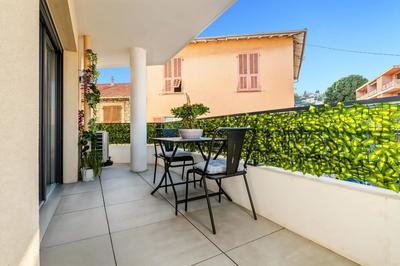 Appartement - 77 m² - 3 pièces