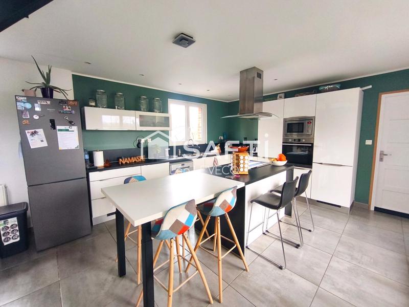 Maison - 180 m² - 7 pièces