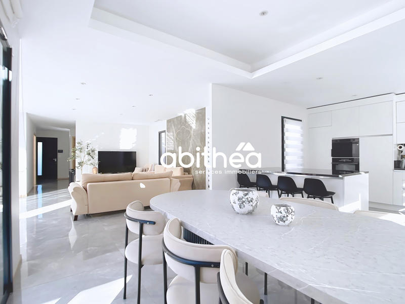 Villa - 123 m² - 4 pièces