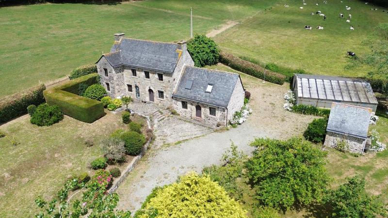 Maison - 188 m² - 7 pièces