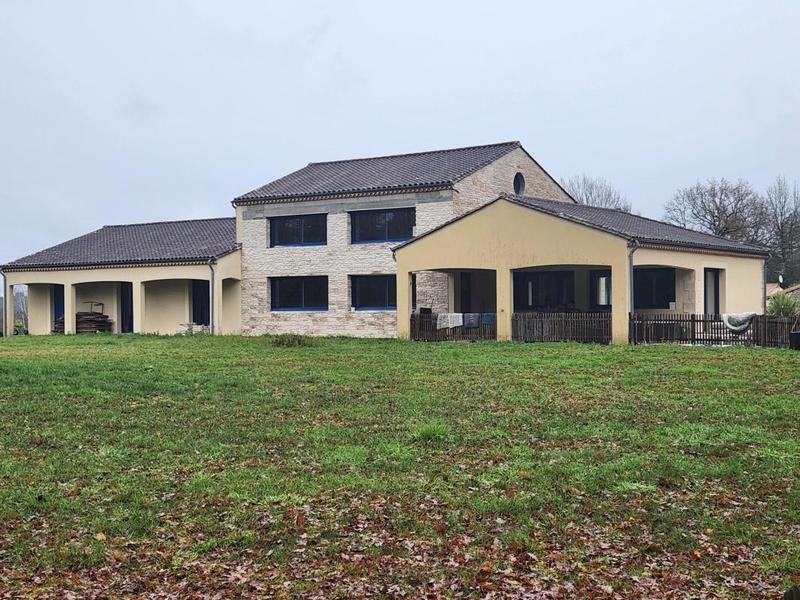 Maison de campagne - 263 m² - 5 pièces