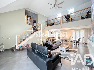 Maison - 170 m² - 8 pièces