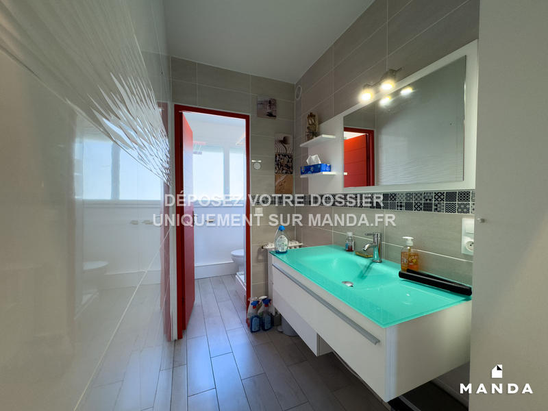 Chambre - 11 m² - 5 pièces