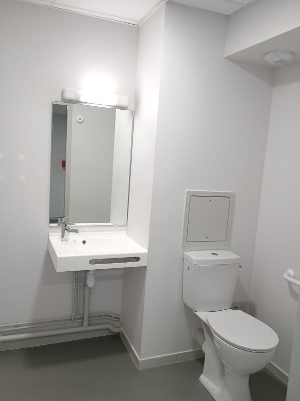 Bureau - 22 m² - 2 pièces