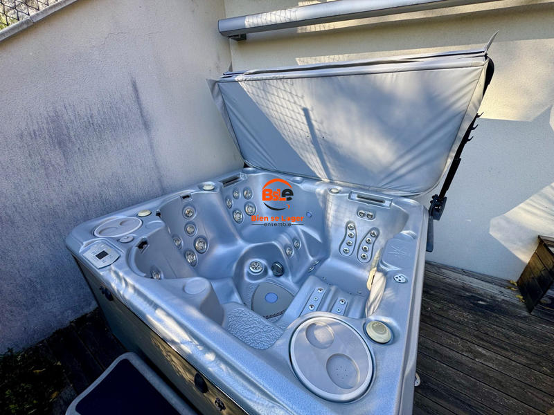 Maison - 108 m² - 4 pièces