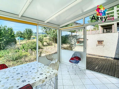 Maison - 161 m² - 8 pièces