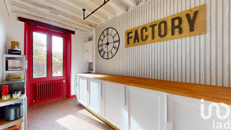 Maison - 220 m² - 6 pièces