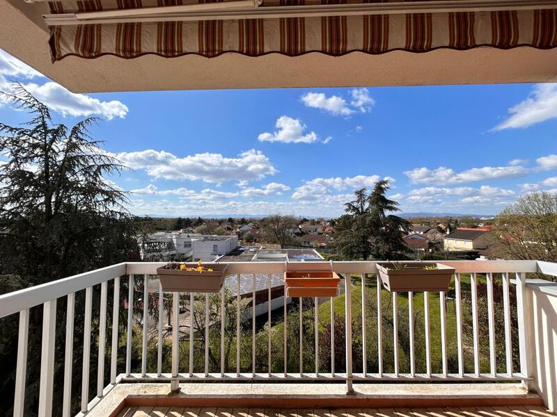 Appartement - 79 m² - 3 pièces