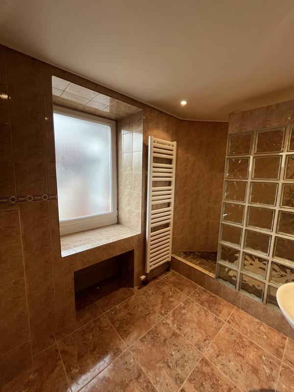 Appartement - 101 m² - 3 pièces