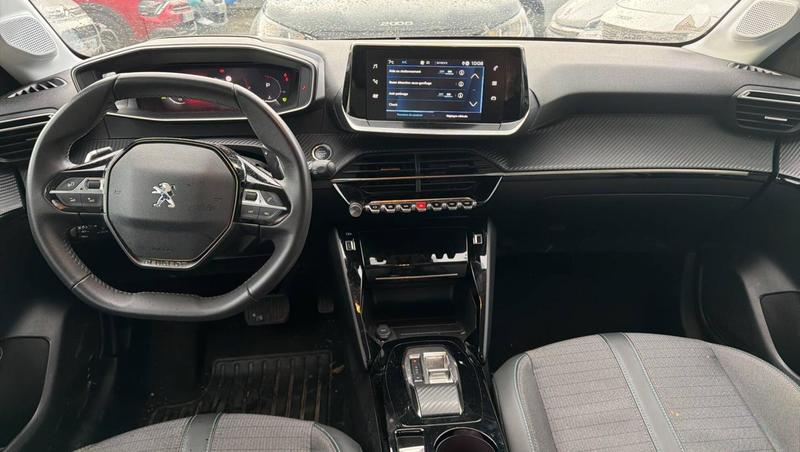 Peugeot 208 puretech 130 s&amp;s eat8