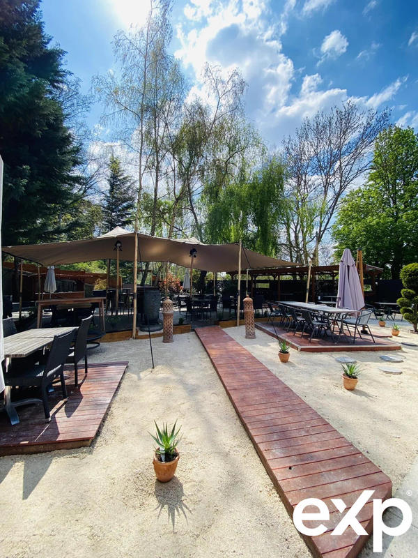 Fonds de commerce - 1 234 m²