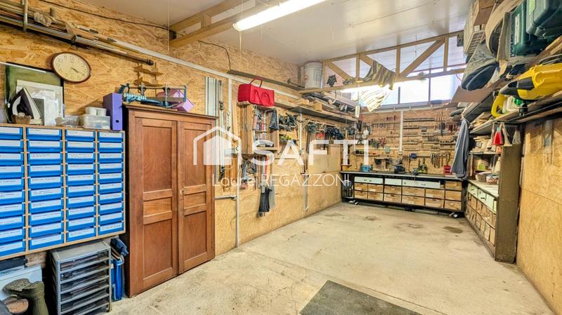 Appartement - 151 m² - 6 pièces