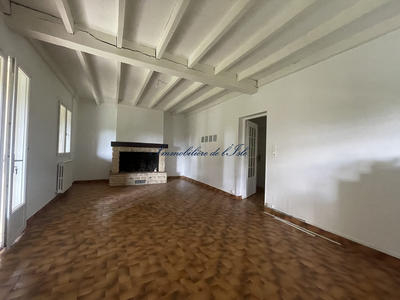 Maison - 131 m² - 8 pièces