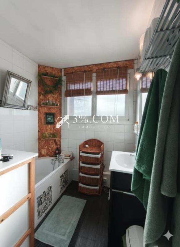 Maison - 123 m² - 7 pièces