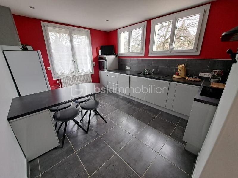 Maison - 160 m² - 9 pièces