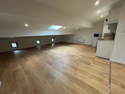 Studio - 17 m² - 1 pièce