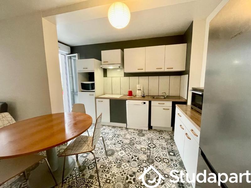 Appartement - 60 m² - 3 pièces