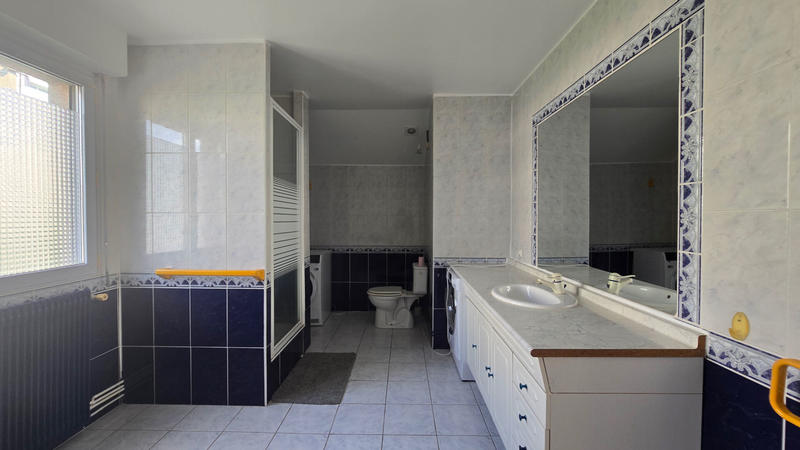 Maison - 143 m² - 6 pièces